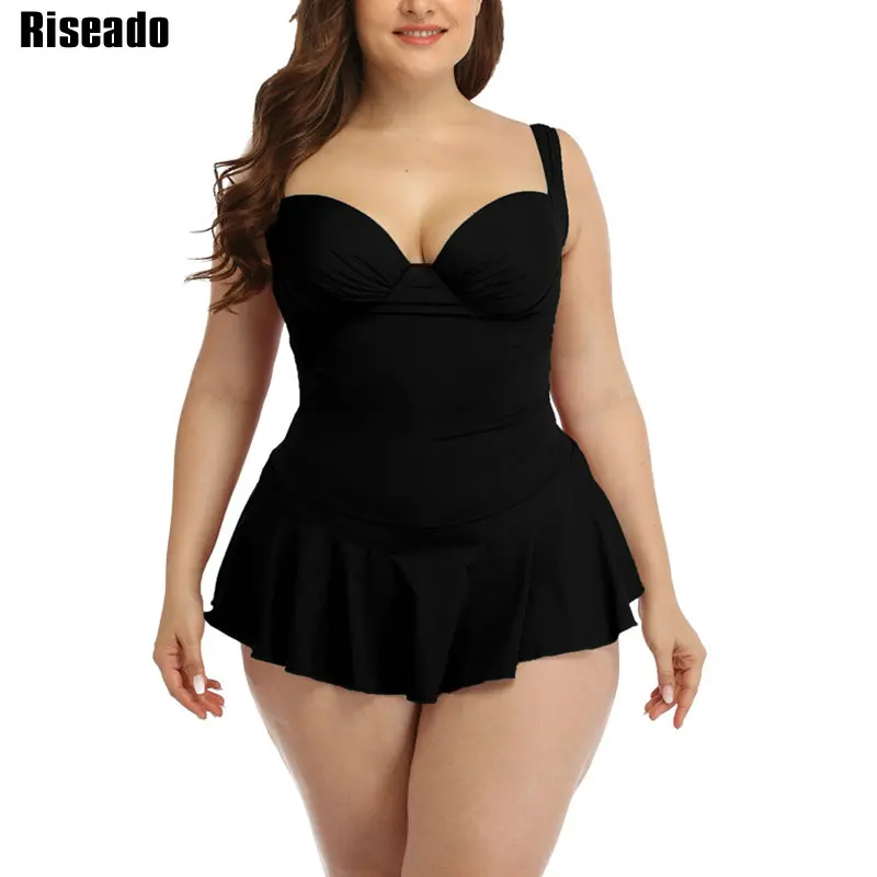 Женский купальный костюм с рюшами Riseado открытой спиной красный на бретелях 2021