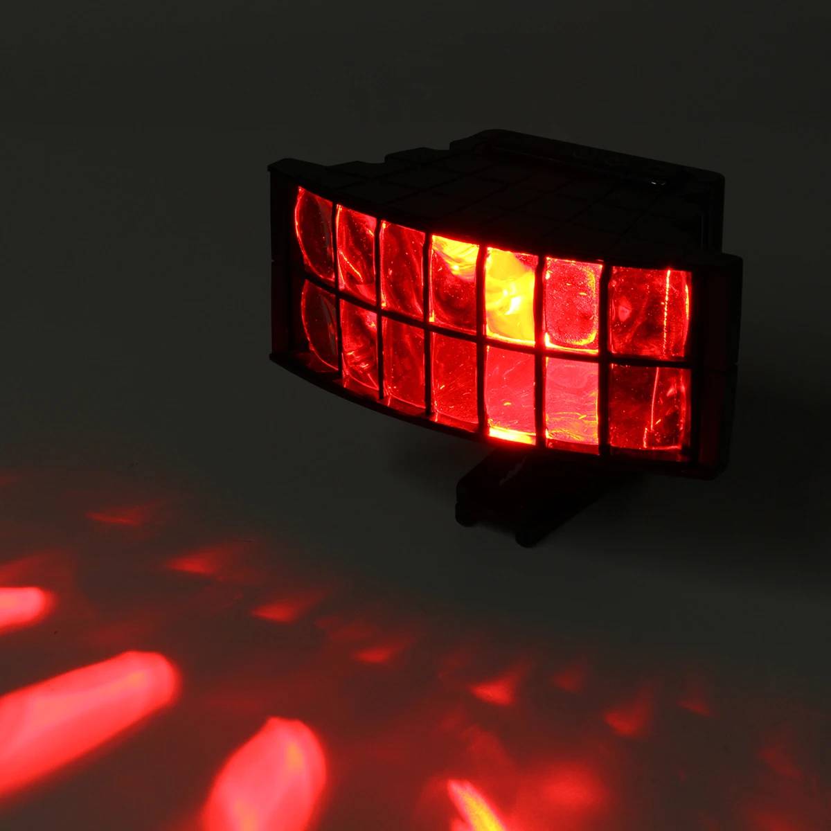 Портативный лазерный сценический мини-проектор перезаряжаемый через USB RGB