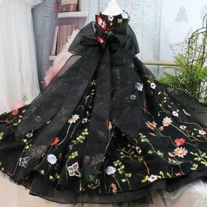 Handmade Luxury Dog Clothes Pet Supplies Trailing Wedding Dress 3D Embroidery Flowers Butterfly Black One Piece Gown Photography