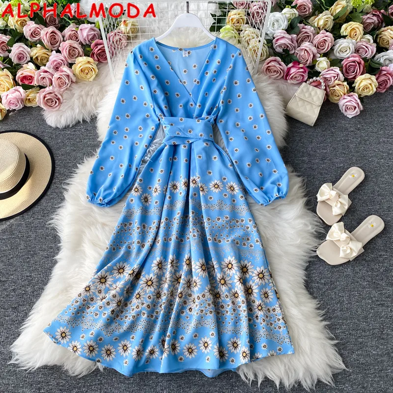 

Женское платье с цветочным принтом ALPHALMODA, в богемном стиле с V-образным вырезом, длинным рукавом и поясом для отдыха на море, шифоновое плать...