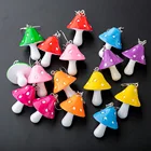 Новая личность Творческий Hand-Made простой и сладкие Украшенные бусами для Для женщин серьги в форме грибных гроздей смолы Разноцветные серьги для девочек серьги-пуссеты