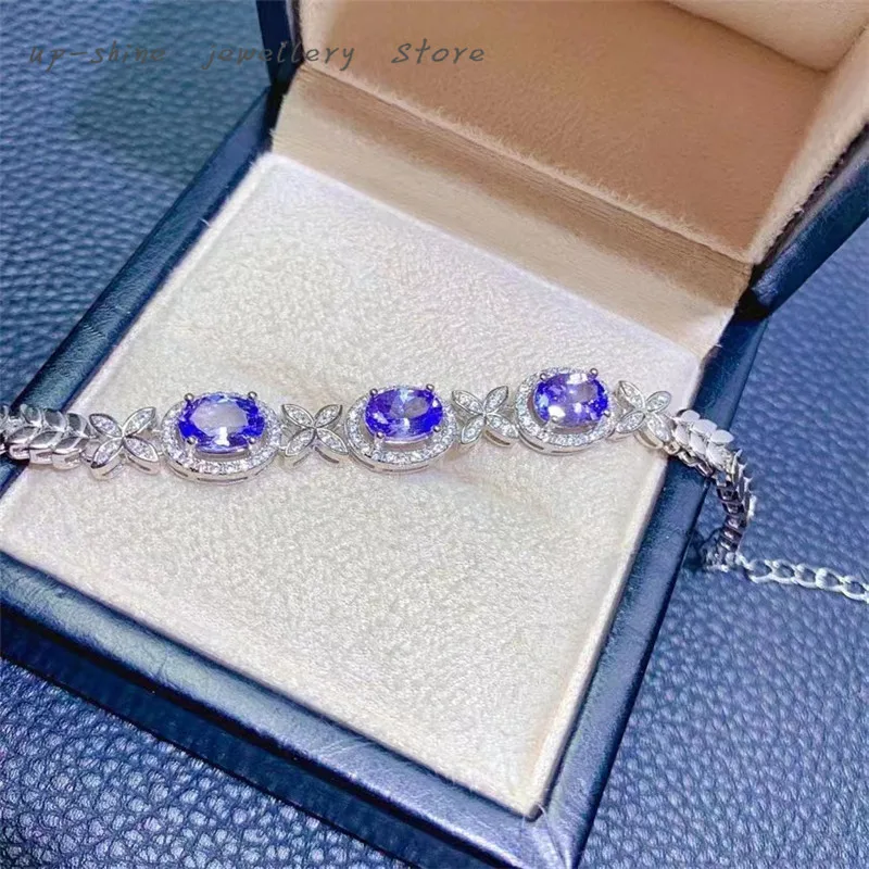 

The new women's 925 silver inlaid natural tanzanite bracelet, exquisite inlay, luxurious atmosphere, must-have for banquets