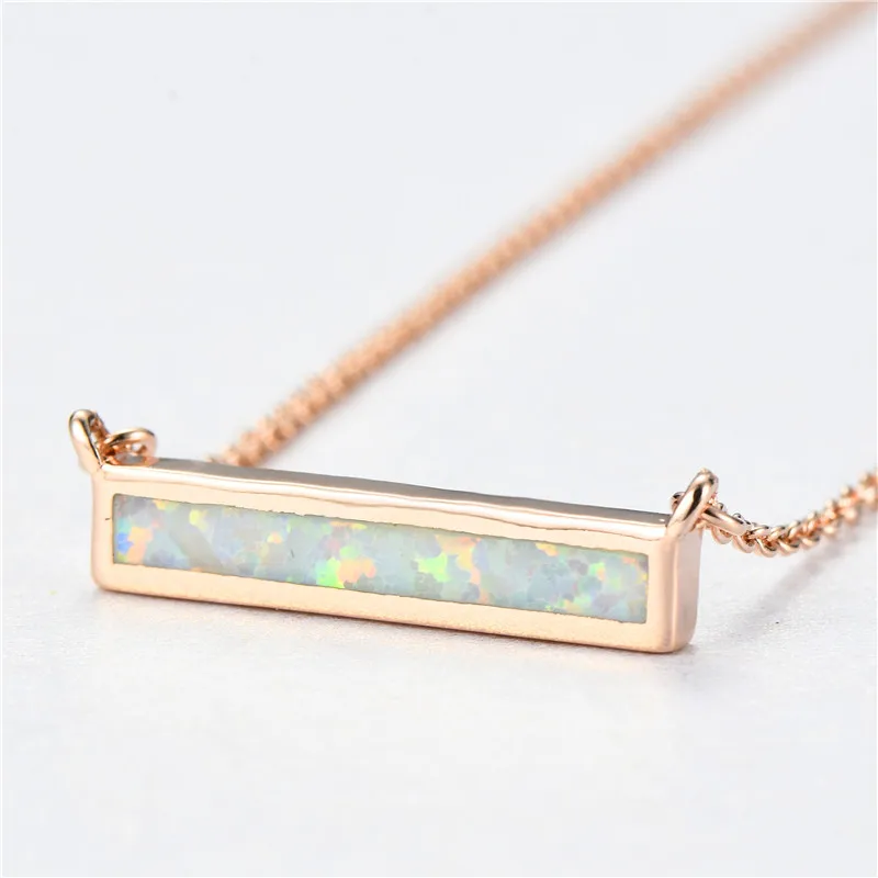 Простое женское ожерелье с белыми и синими подвесками винтажные свадебные