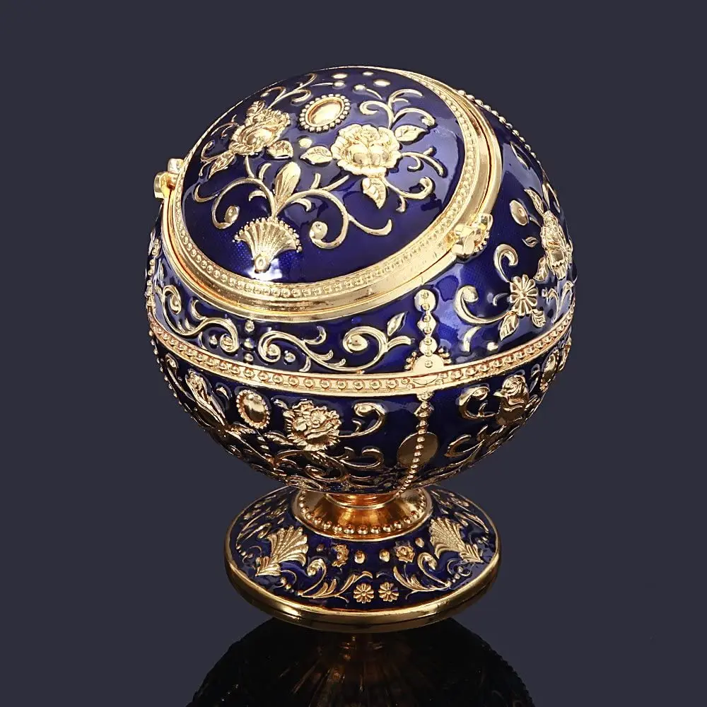 

Windproof Ashtray with Lids,Classic Hand Stamped Retro Pattern Spherical Cigarette Ashtray for Room and Car Use Gold Plated
