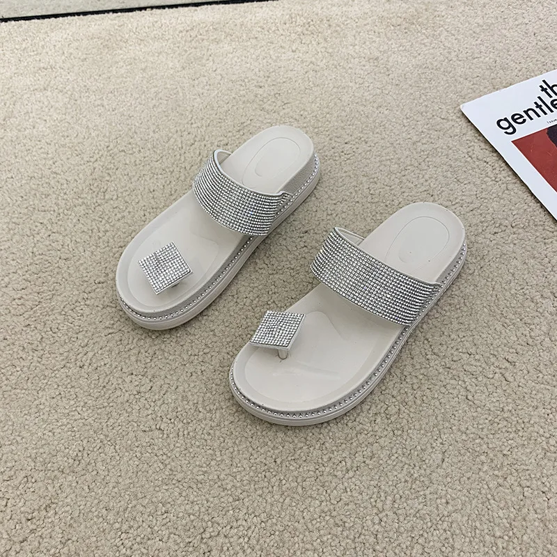 

Low Flat Shoes Female Slippers Casual Summer Clogs Woman Pantofle Slides Rubber Flip Flops Platform Luxury Beach 2021 Hawaiian
