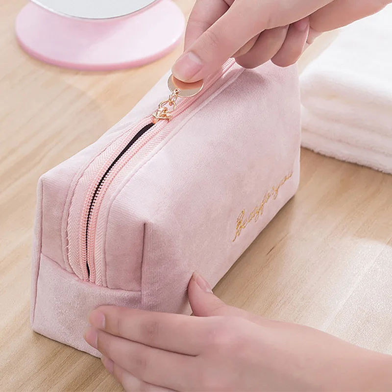 Женская маленькая фланелевая косметичка милая водонепроницаемая сумка для