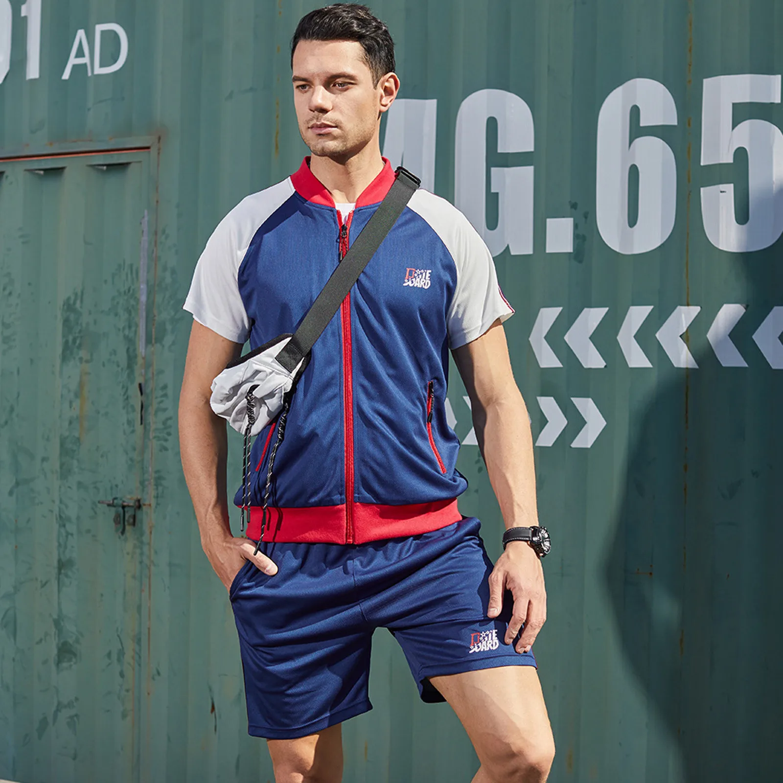 

2021 Men's Summer Casual Set Outdoor Sports Two-Piece Tracksuit Set Patchwork Colors Short Sleeve Top Shorts Sportwear Masculino