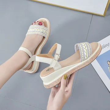 Летние женские туфли маленькие Размеры 31 32 Студенческая обувь на плоской подошве