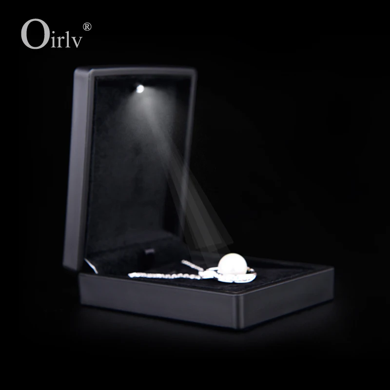 

Oirlv Bracelet Packaging Box Paint Jewelry Box with LED Light for Wedding Jewelry Packaging Case Bracelet Storage Box Black