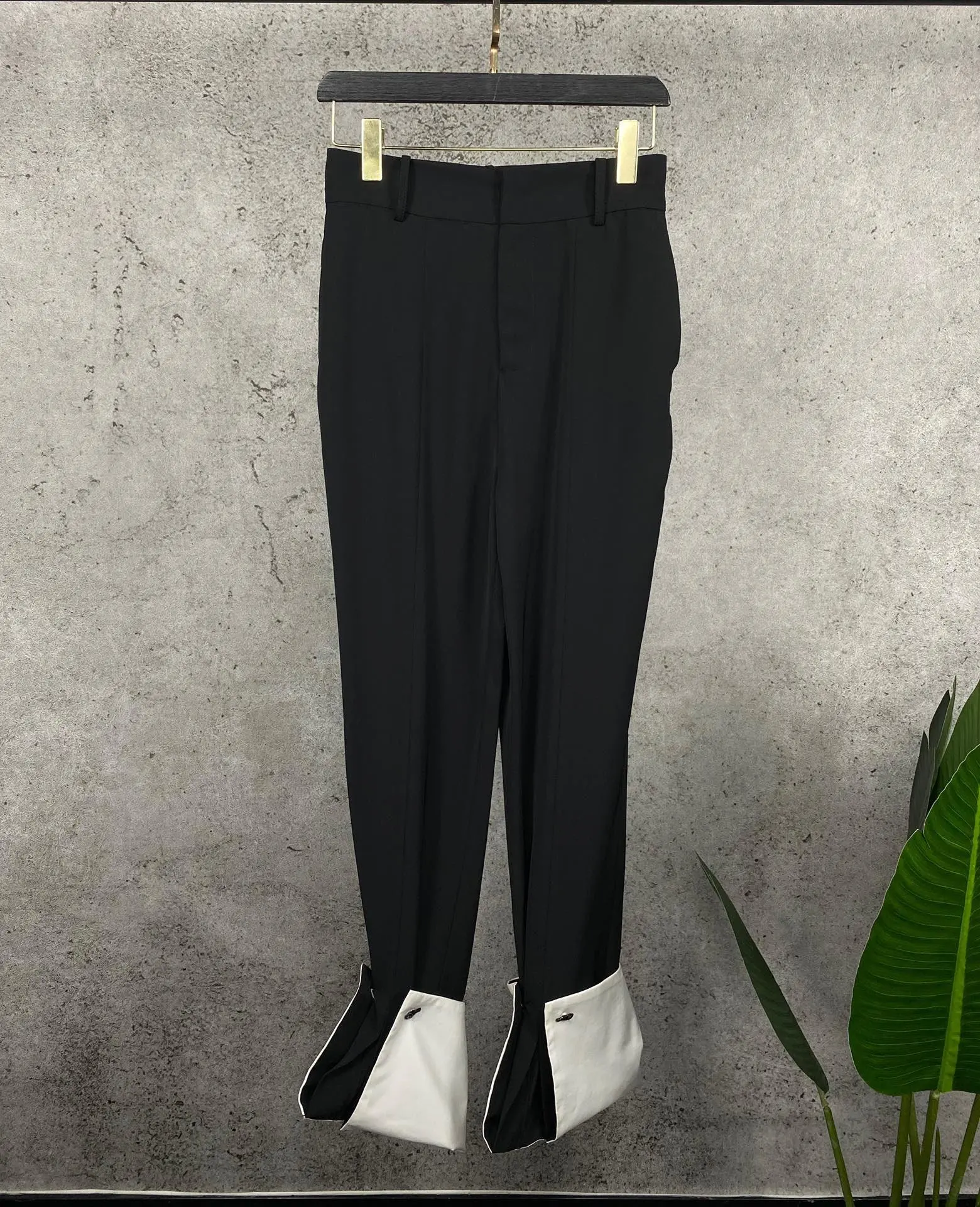 

2023 women's loose-fitting fashion wool trousers 1030