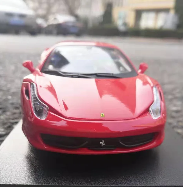 Модель автомобиля Burago Ferrari 1/24 подарок на день Святого Валентина 458 |