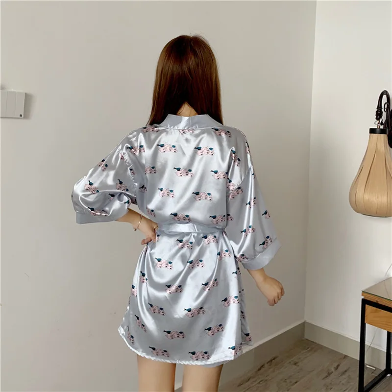 Женские пижамы с рисунком халат шорты на бретельках модные летние из трех