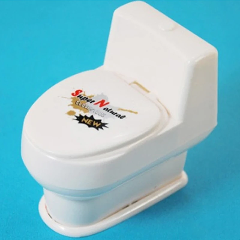 

Funny Mini Squirting Toilet Prank Desk Toy Water Spray Toy for Xmas Gift AN88