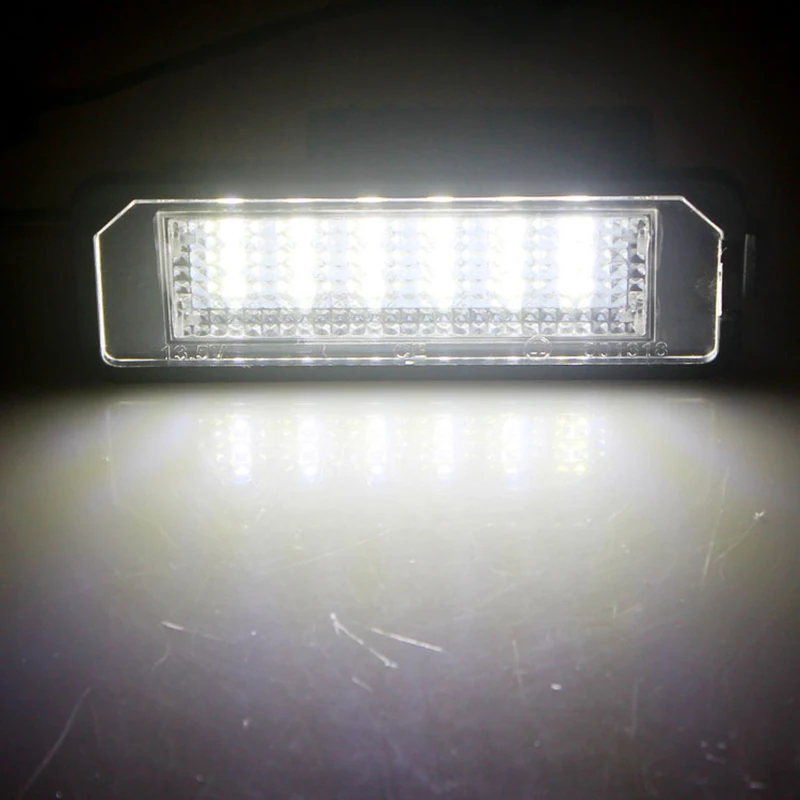2 шт. светильник в 18xled подсветка номерного знака для VW GOLF 4 5 6 7 6R Passat B6 Lupo Scirocco Polo подсветильник ка