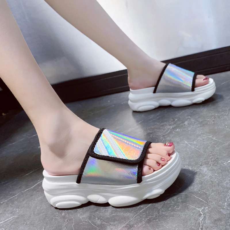 Летние женские тапочки Дизайнерские пляжные сандалии на платформе Повседневная