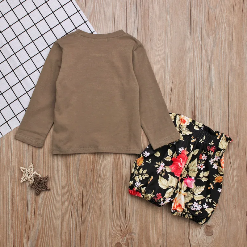 Детская Хлопковая футболка + шорты с цветочным принтом комплект из 2 предметов