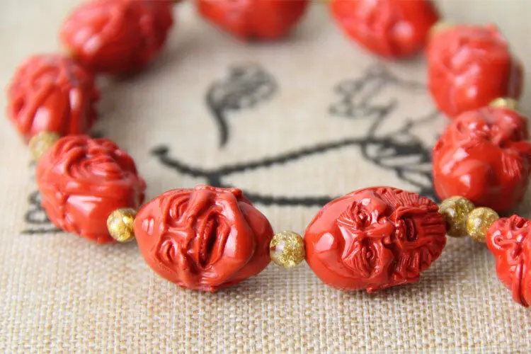 Восемнадцать аршапок резьба Cinnabar Bead буддизм браслет-амулет | Украшения и