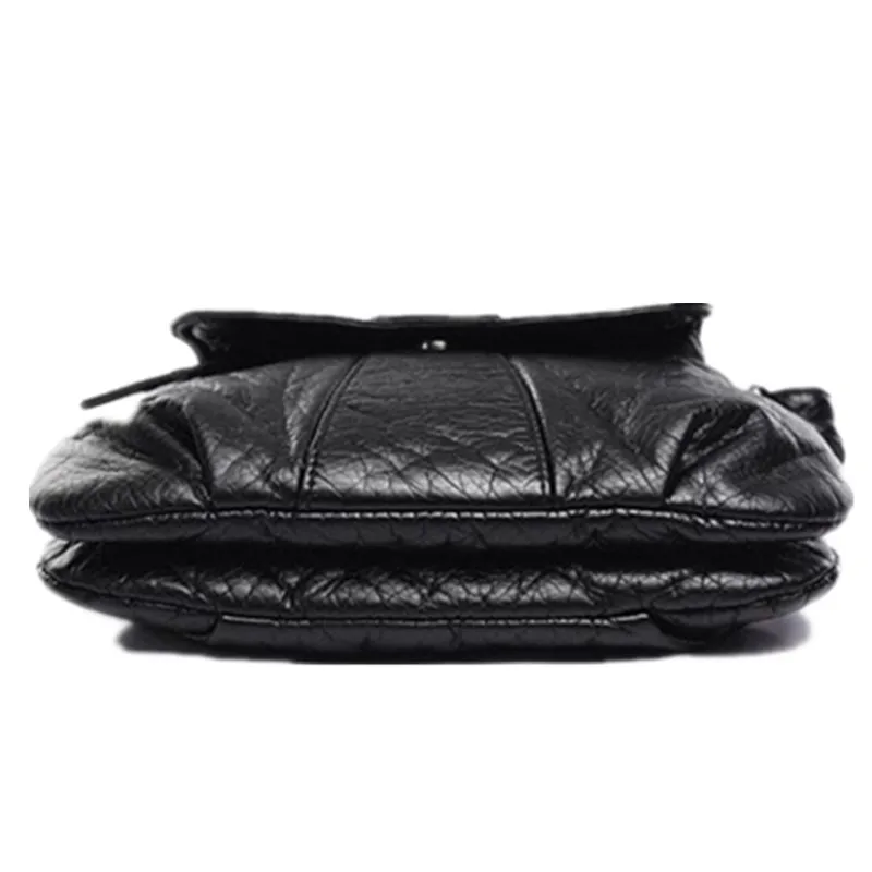 Брендовая дизайнерская женская сумка мессенджер через плечо мягкая из