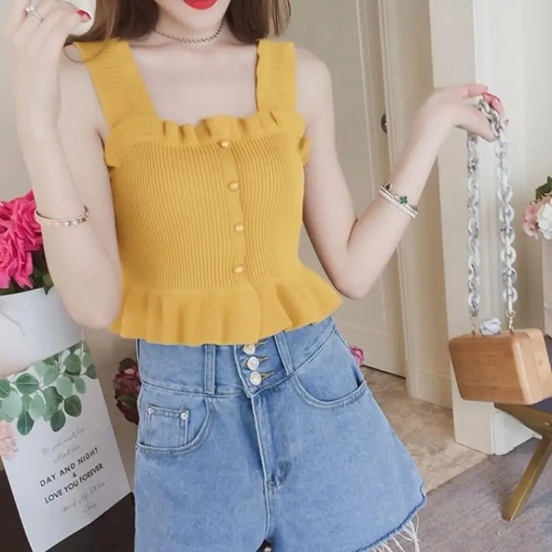 

Fungus Edge Suspender Vest Summer Bottomed Shirt with Short Sexy Belly Button Exposed Sleeveless Knitted Top with Ruffle Edge