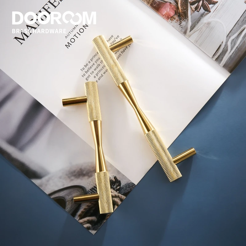 Латунные мебельные ручки Dooroom черные золотые изысканные накатные для шкафа