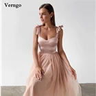 Детское атласное короткое платье, до колена, с лентами, на бретелях