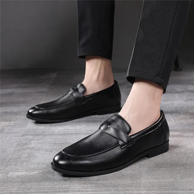 Black Men Shoes Merkmak/новые осенние мужские лоферы; кожаные Формальные Элегантные модельные туфли; простые мужские туфли; Повседневная обувь без застежки; большие размеры 48, 47, 46, 45 - Цвет: Black Men Shoes