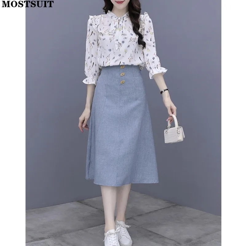 

Женский элегантный комплект из двух предметов, топ с принтом и юбка с высокой талией, модный шикарный женский комплект, женская одежда, весн...