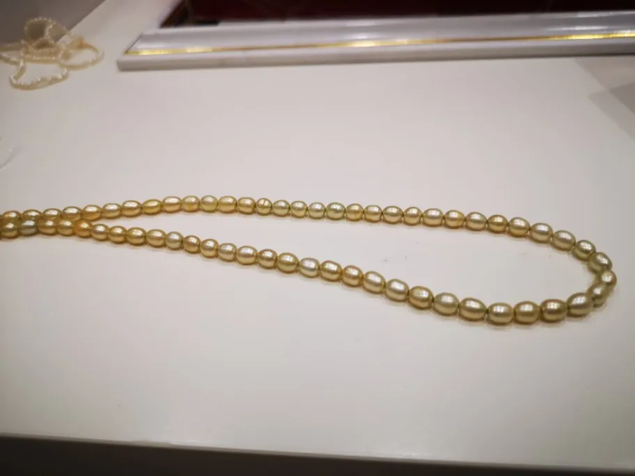 Бусины из пресноводного жемчуга культивированного риса светильник зеленого