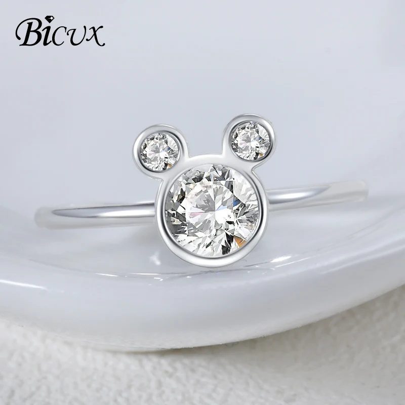 Кольцо женское серебряное с фианитами корейский геометрической формы пробы |