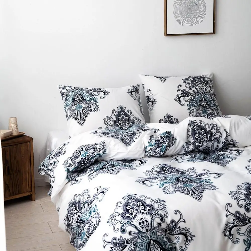 Комплект постельного белья в национальном стиле с цветами постельное белье