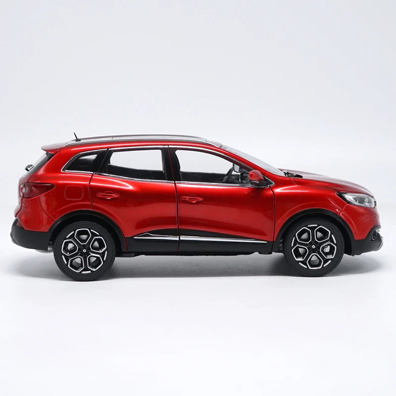 1:18 RENAULT KADJAR сплав модель автомобиля статические высокой моделирования металлические модельные автомобили с оригинальной коробкой