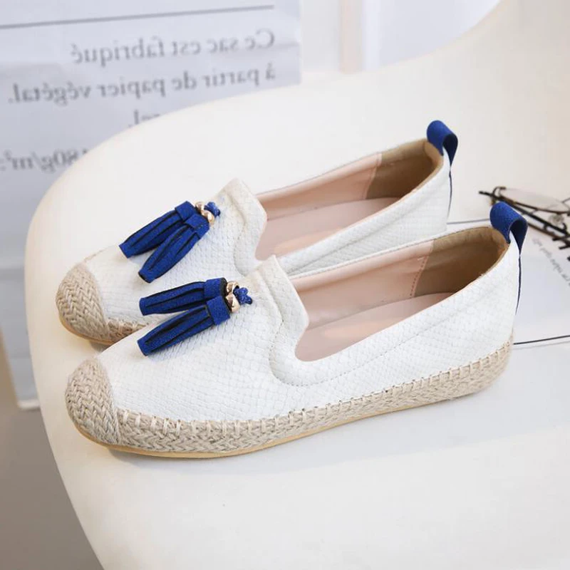 2019 women's flat shoes autumn new pendant decoration white canvas student wear trend casual zapatos de mujer | Обувь
