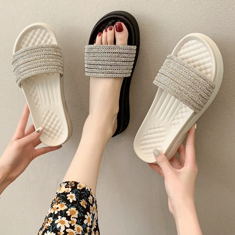 

Female Shoes Ladies' Slippers Glitter Slides Med Fashion Platform Summer Clogs Woman 2021 Jelly Flat Luxury Soft Beach Fabric Ru