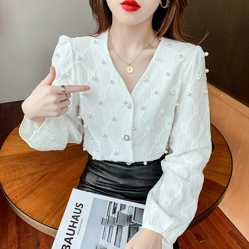

Shirts & Blouses