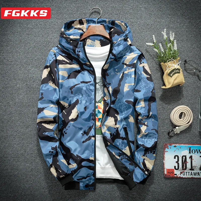 

FGKKS 2021 New Spring Autumn Mens Casual Camouflage Hoodie Jacket Men Windbreaker Coat Male Camouflage Jacket Plus Size M-4XL