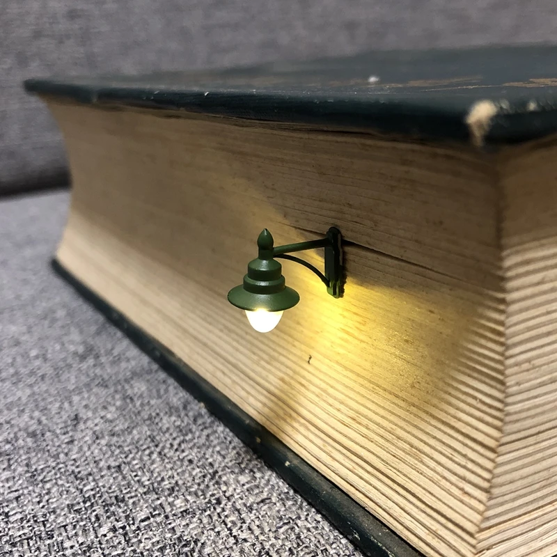 

2 PCS HO Scale Wall Mount Lamps/Street Lamp Model Making Railroad/Model Park Lamps/Train/Railroad Layout