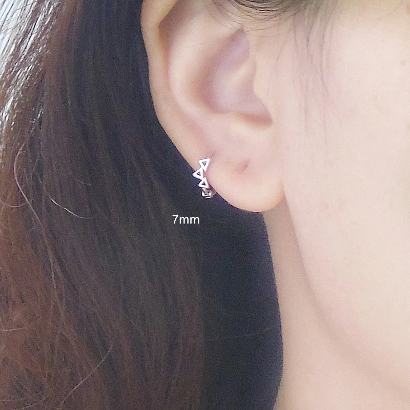 Круглые треугольные квадратные серьги кольца искусственные серебряные простые