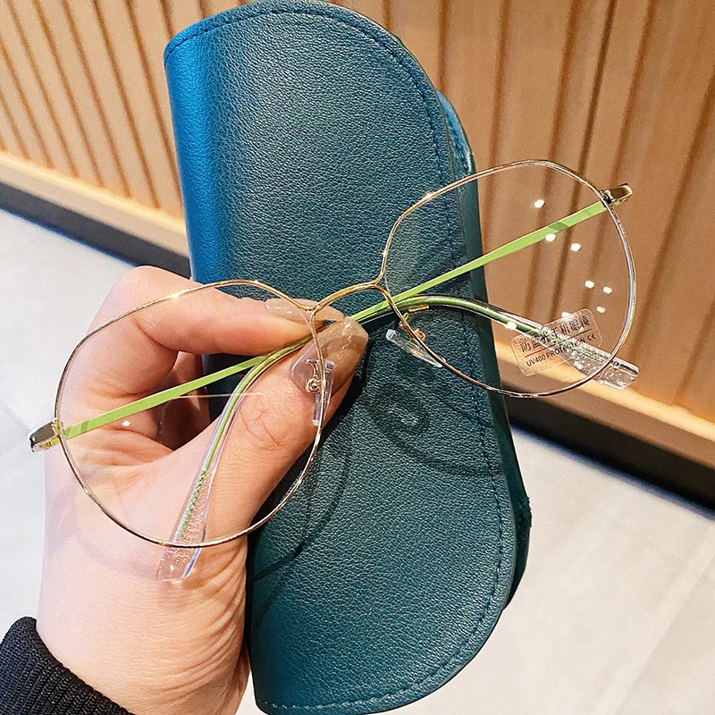 

2021 Anti Blue light Ray Computer Goggles Radiation-resistant Transparent eye glasses frames for Unisex Reading Glasses Eyewear