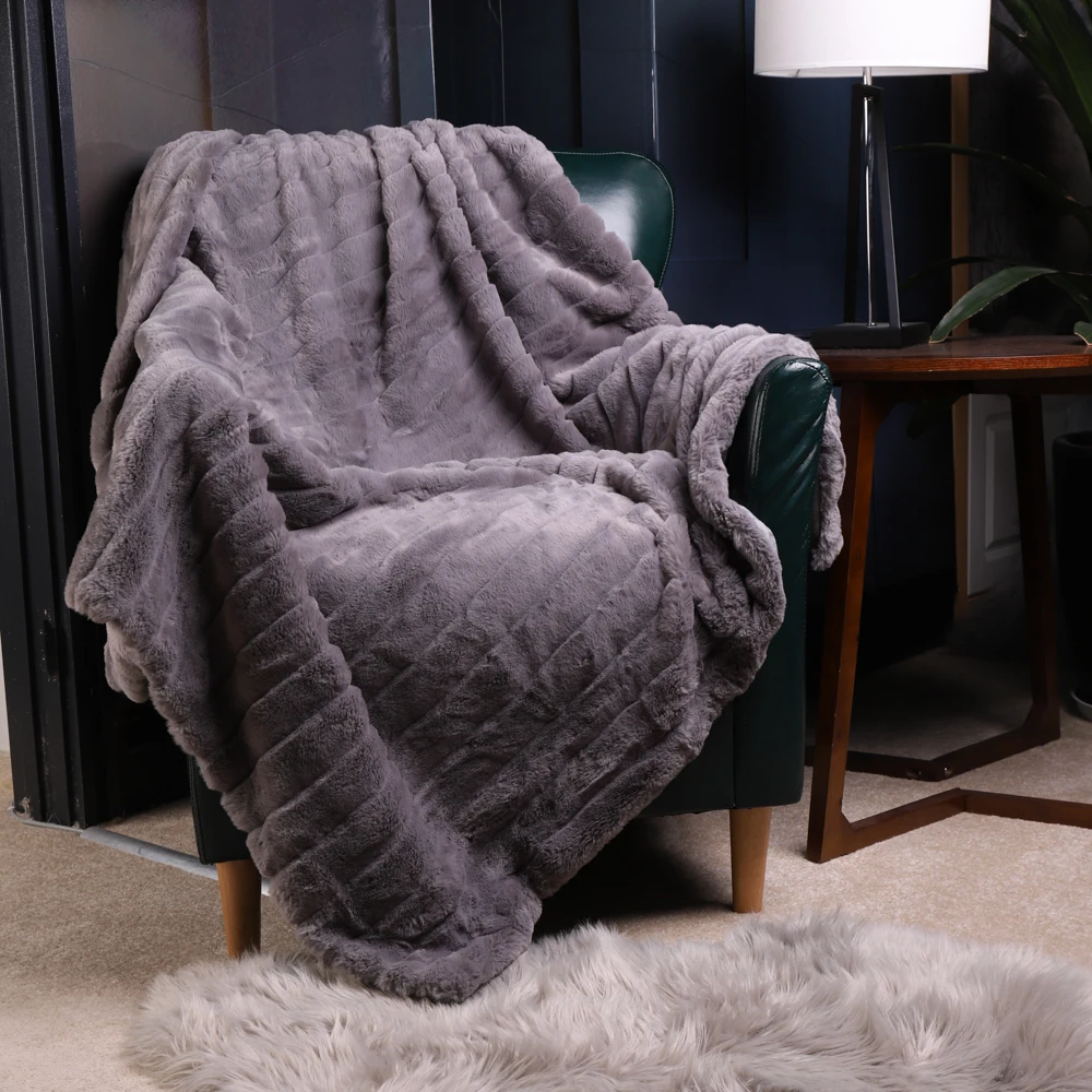 Зимнее роскошное покрывало Battilo из искусственного меха очень мягкое утолщенное