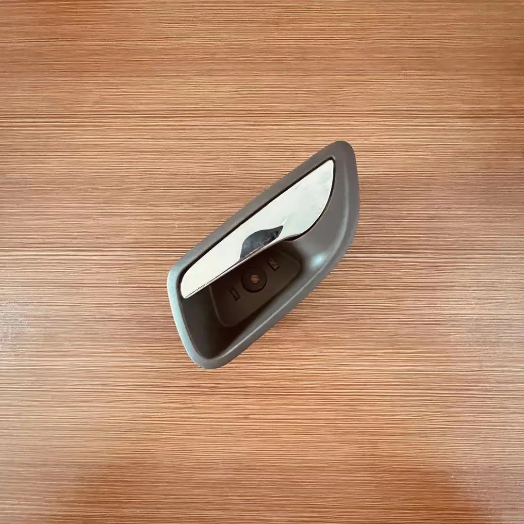 Внутренняя ручка для передней и задней двери хромированная внутренняя Chevrolet Cruze