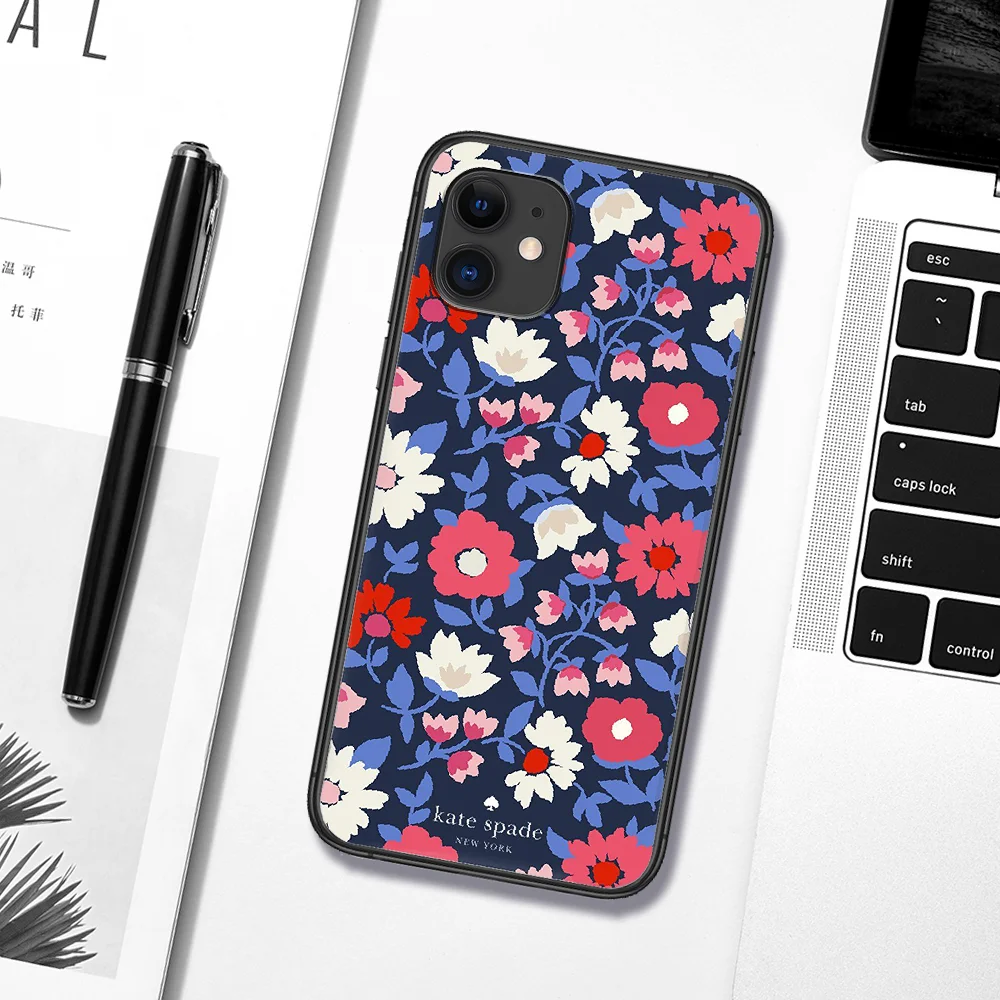 

Luxury Brand Kate Pink Flower Phone Case For Iphone 5 5S SE 2020 6 6S 7 8 Plus 11 12 Mini X XS XR Pro Max black Cover Trend