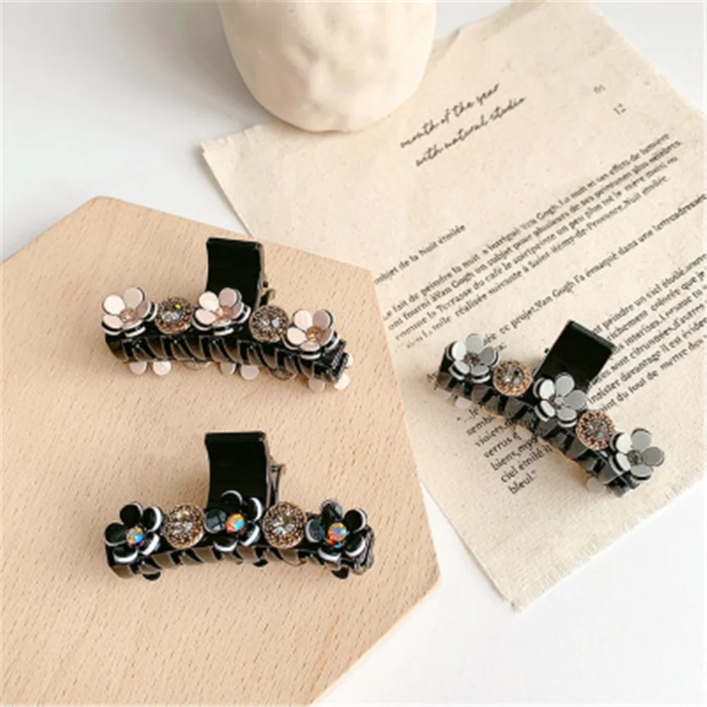 

Women Claws Hairpins Hair clips Vintage Flower Zircon Fashion Korean Lady Girl Head wear Accessories Wholesale Gift Office