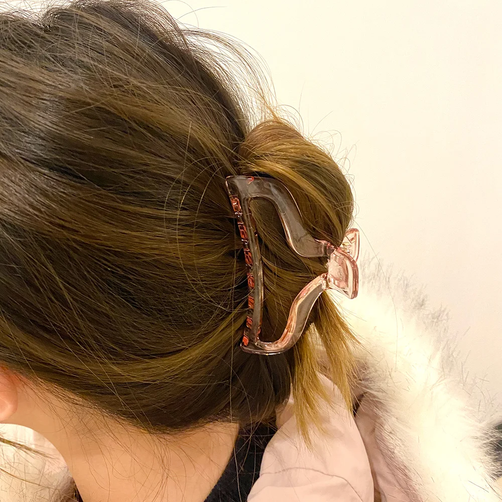 

2020 New Vintage Hair Clips Girl Geometric Hair Claw Clip for Girls Bath Hair Claw Ponytail Clip Fashion Hair Accessories