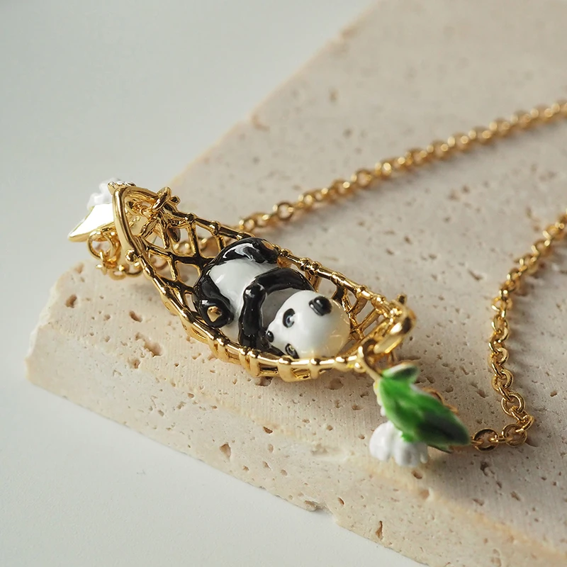 

Lovely Animal Panda Pendant Necklace For Girl Trendy Gold Metal with Colorful Enamel Childlike Women Birthday Gift Jewelry