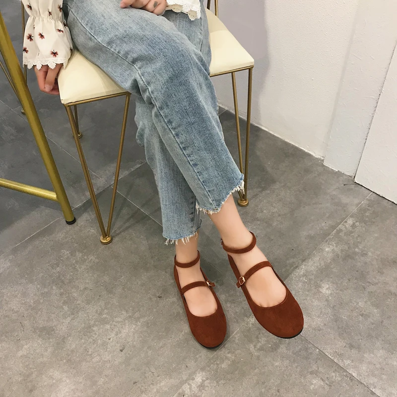 Женские туфли на плоской подошве коллекция 2020 года сезон весна модные новые