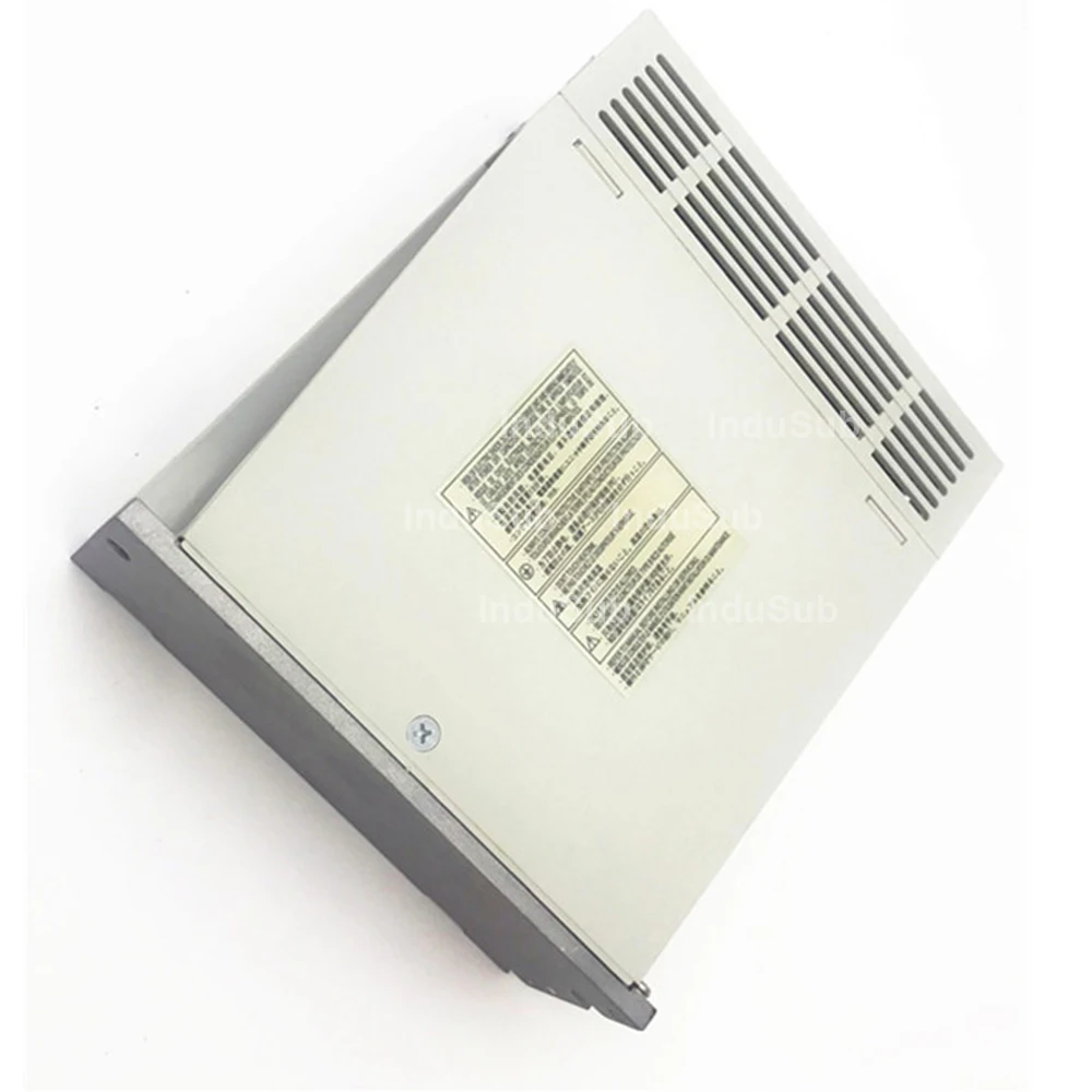 MR-J2S-100A SERVO усилитель привода 50/60 HZ PLC AC Серводвигатель и серводвигатель |