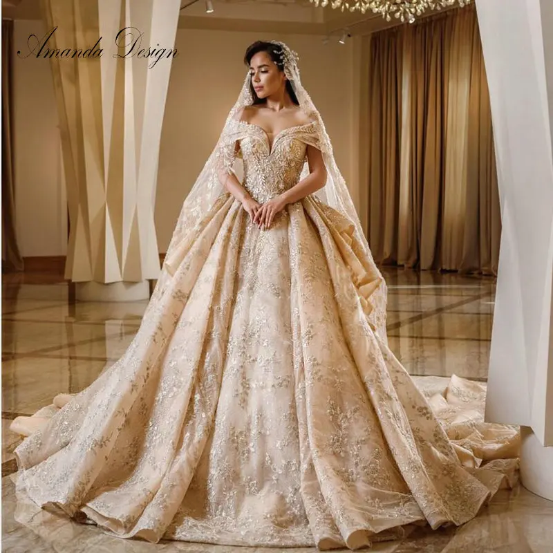 Свадебное платье с открытыми плечами Amanda Design кружевное 2019|Свадебные платья| |