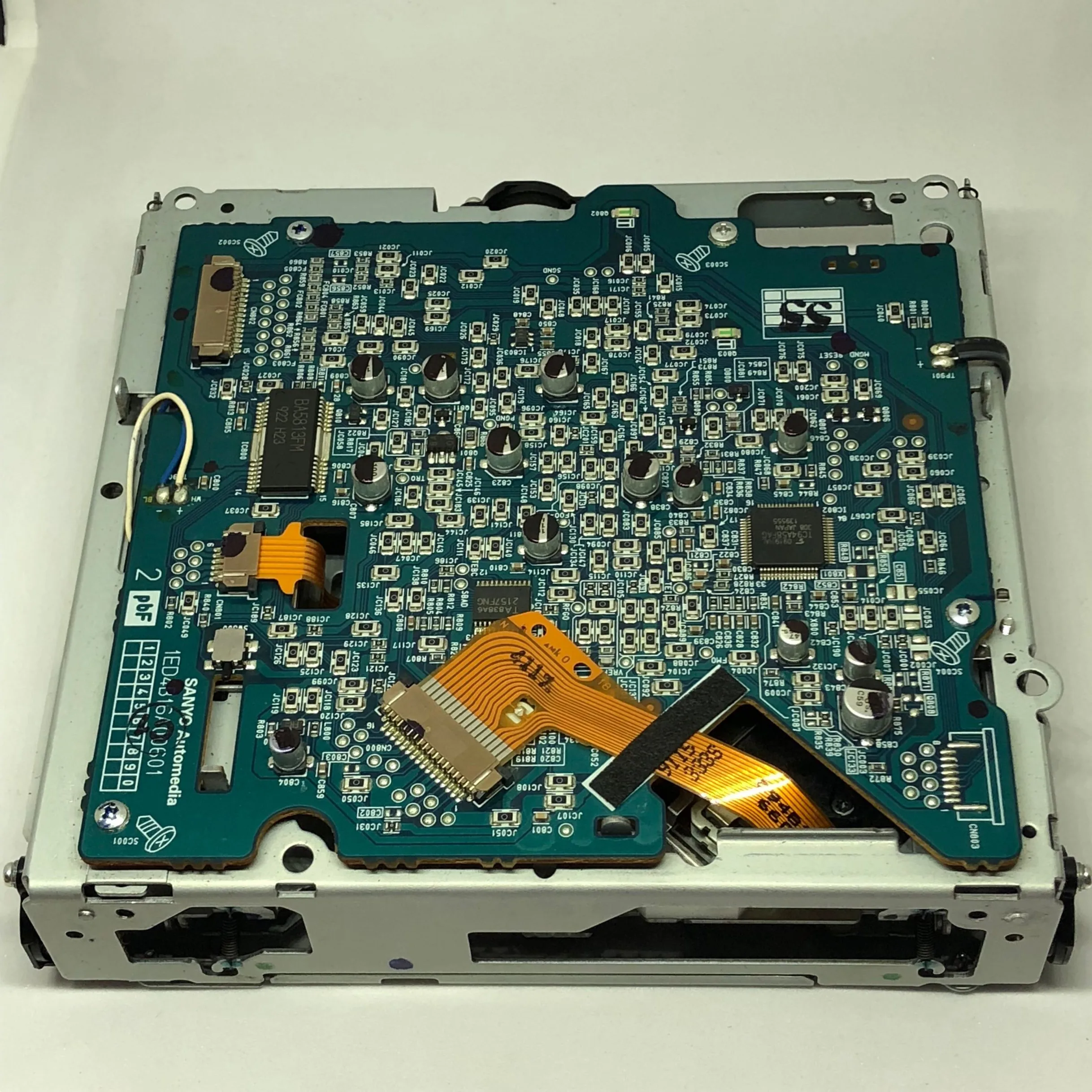 Абсолютно Новый однодисковый CD погрузчик для Mazda 3 6 mazda 5 M6 M3 M5 03-05 Автомобильный