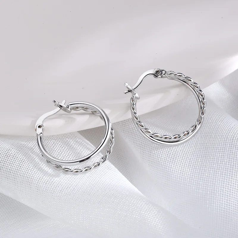 

Серьги-гвоздики женские из серебра 925 пробы с большим кольцом