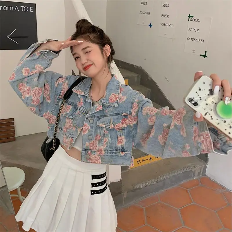 

COCONI Rose Print Coat Women New Korean Design Temperament Loose and Thin Short Long-sleeved Denim Jacket Baju Perempuan